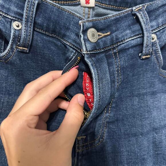 Lucky brand dark wash bootcut - Picture 5 of 5